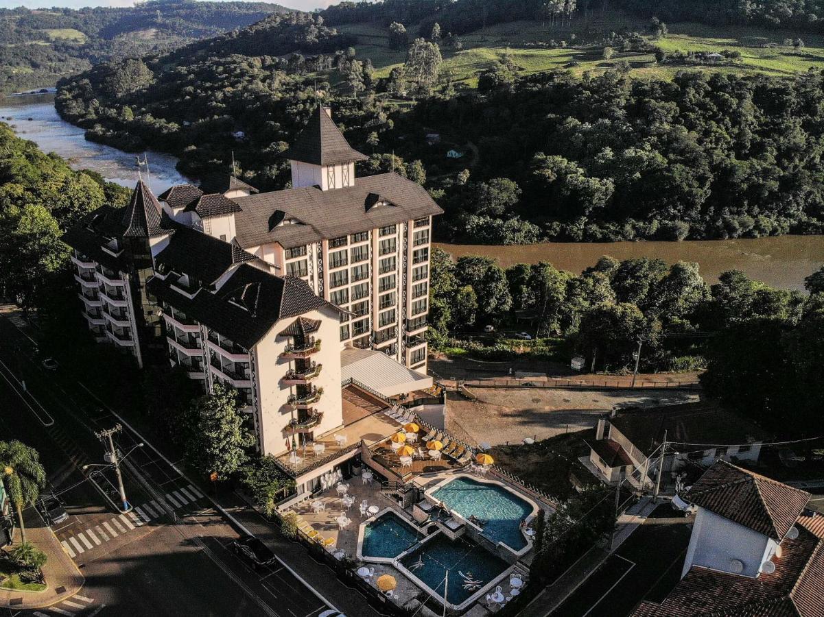 פיראטובה Hotel Vila Germanica מראה חיצוני תמונה