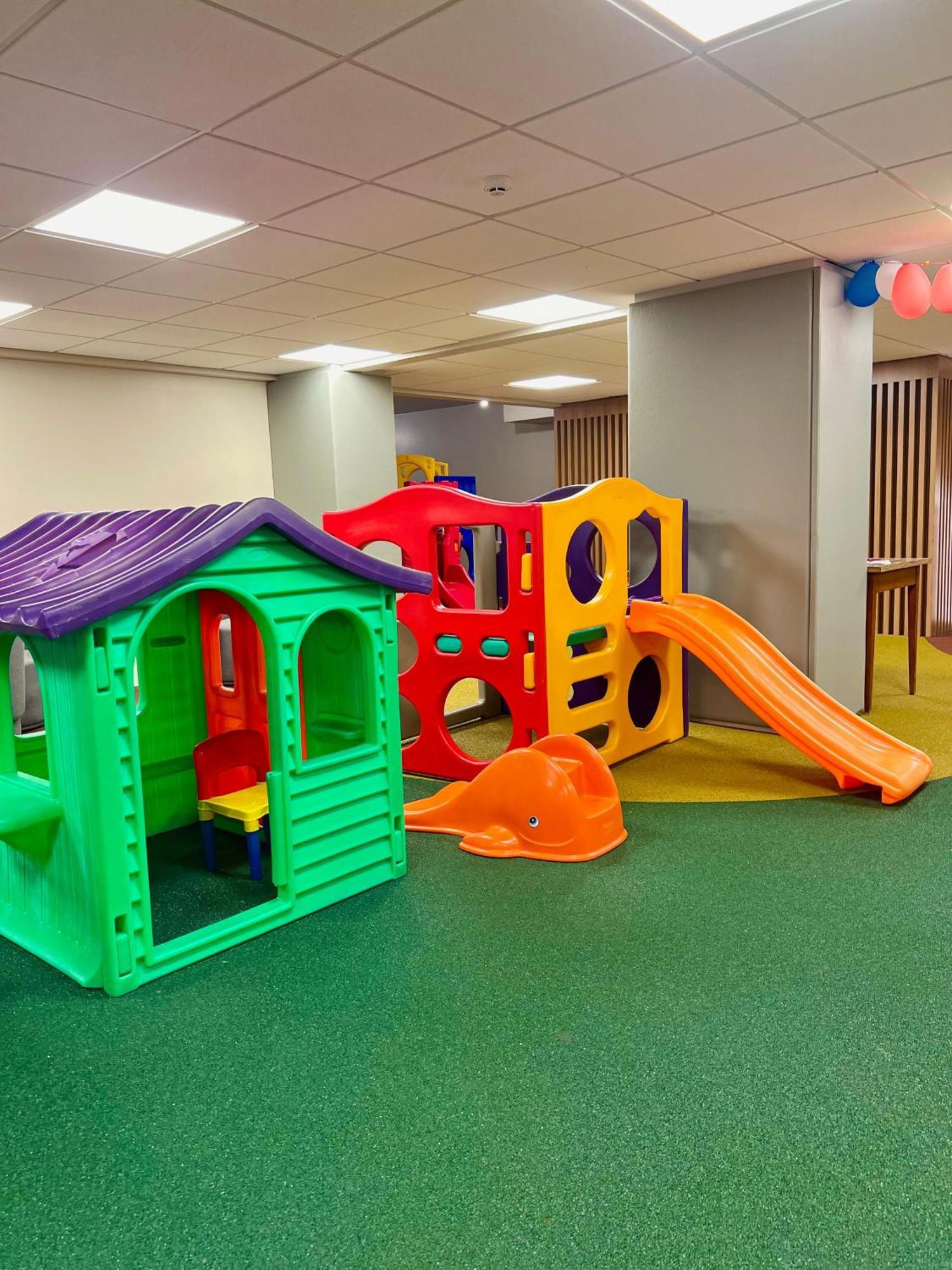 פיראטובה Hotel Vila Germanica מראה חיצוני תמונה